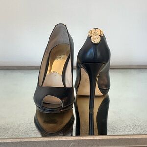 MICHAEL Michael Kors | Black Peep-Toe Heels | Sz 8.5